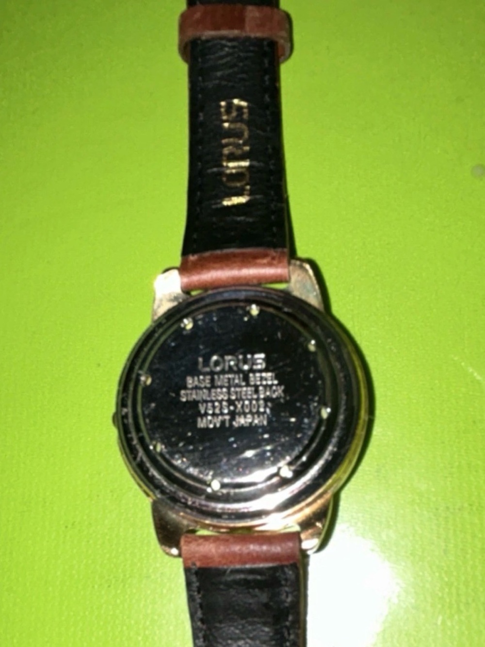 Disney Minnie Mouse Brown Leather Strap Watch with Gold Accents - Picture 3 of 3